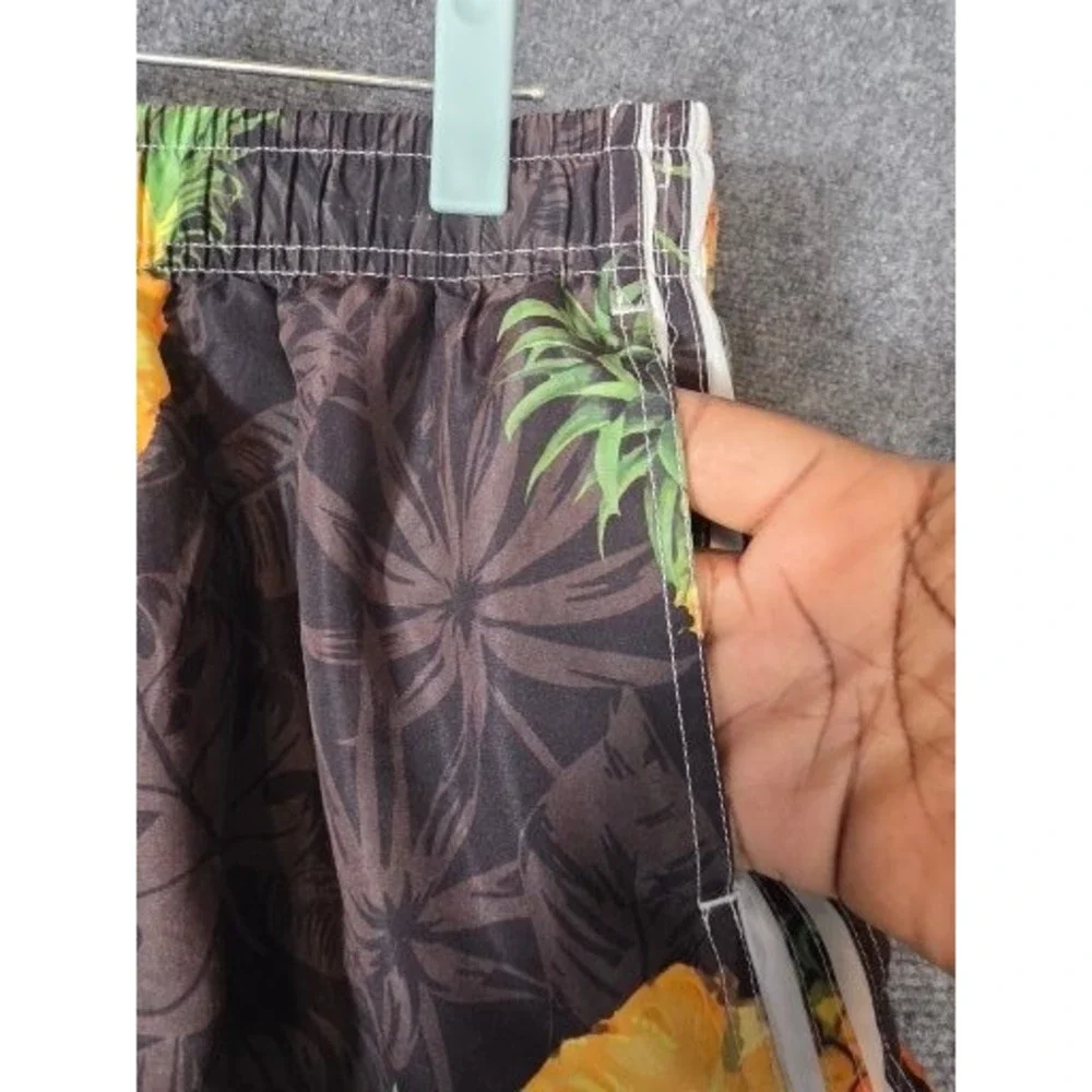 UZZI Mens Pineapple Print Cargo Swim Trunks Black Tropical Board Shorts‎ Sz M
